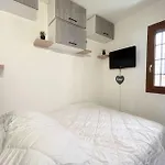 شقة Eureka 109 - Appartement Rdc -Piscine Jardin - Plages A Pied *