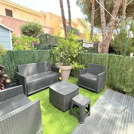 Eureka 109 - Rdc -piscine Jardin - Plages A Pied